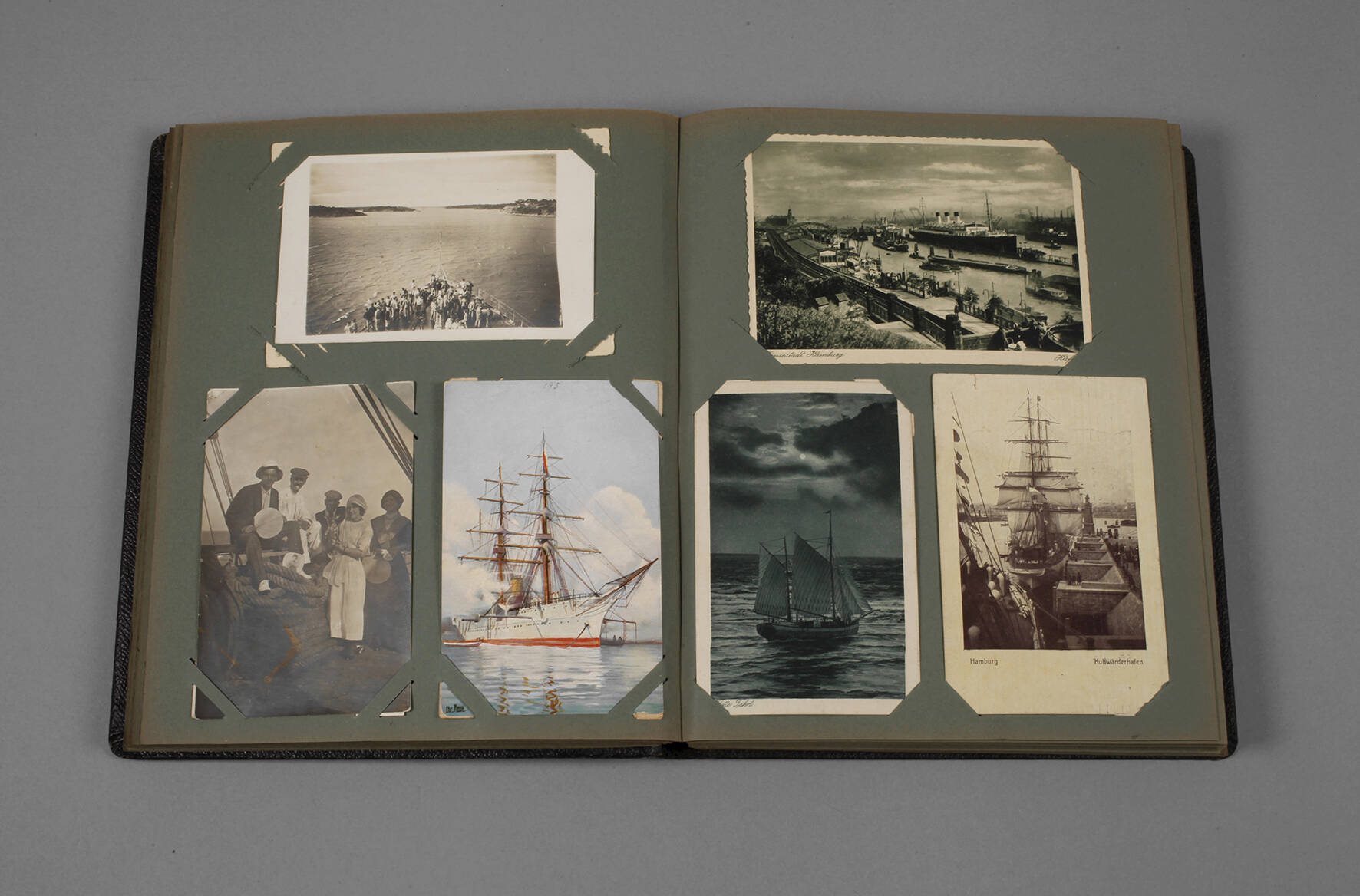 Postkartenalbum Schiffe und Marine