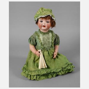 Ernst Heubach große Porzellankopfpuppe mit Fächer