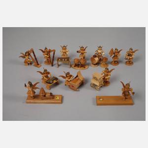 Blank großes Engelorchester und zwei Spieluhren