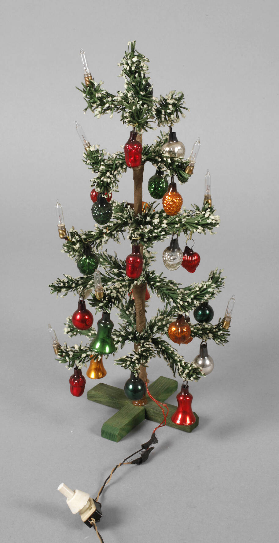 Christbäumchen mit Glasbehang