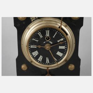 Wanduhr Historismus