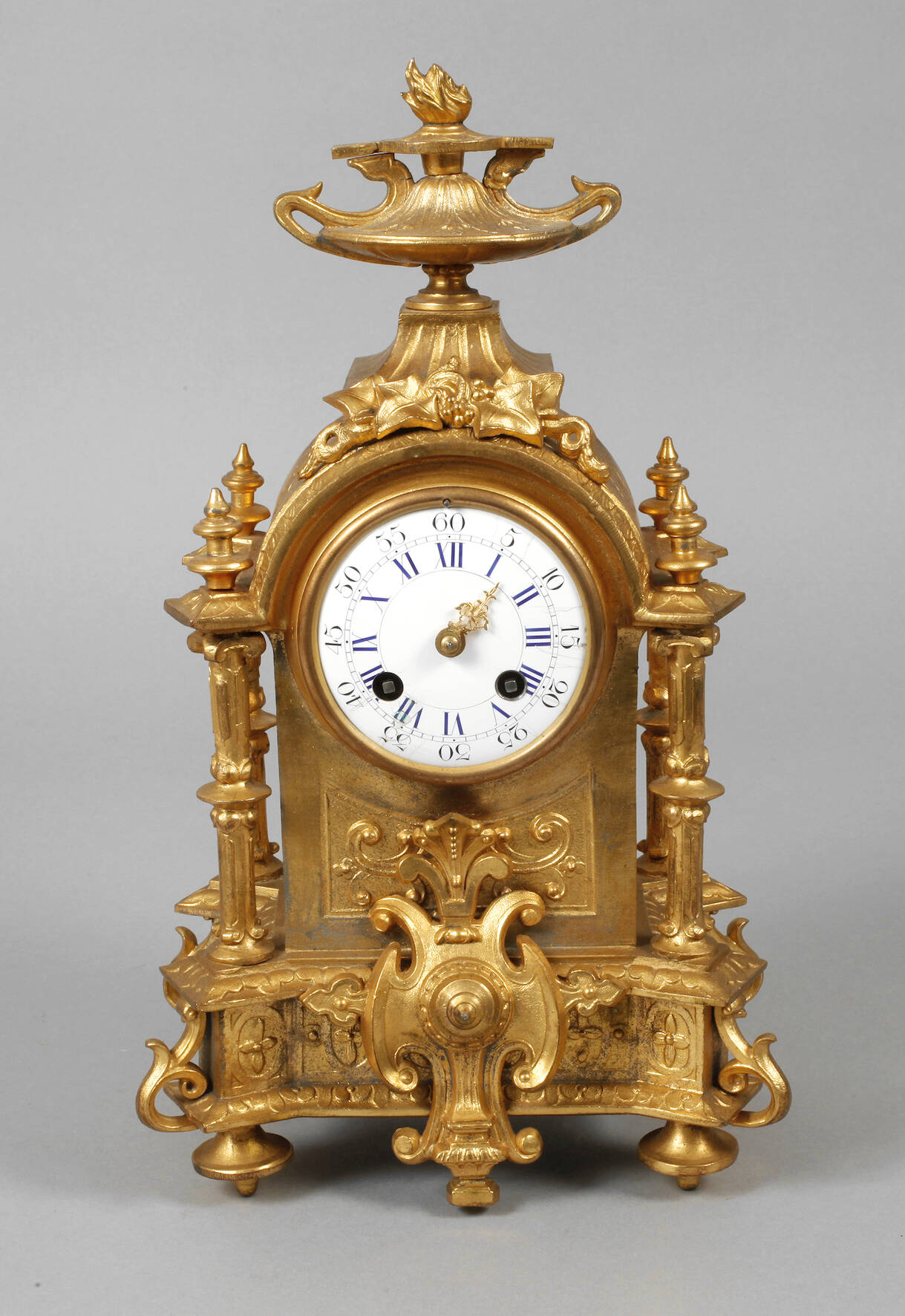 Kleine Tischuhr Historismus