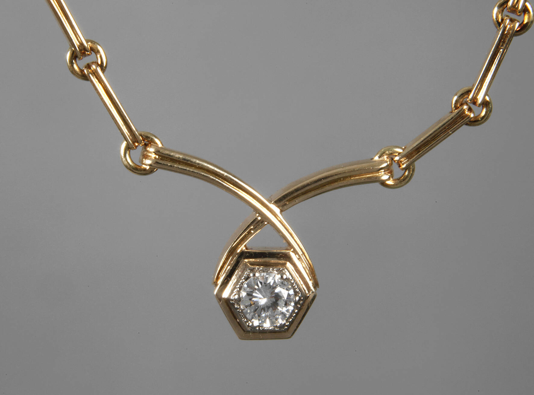Collier mit Brillant