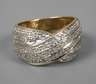 Damenring mit Diamantbesatz
