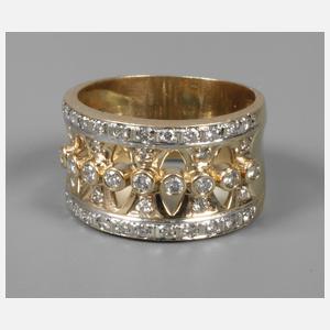 Damenring mit Brillanten