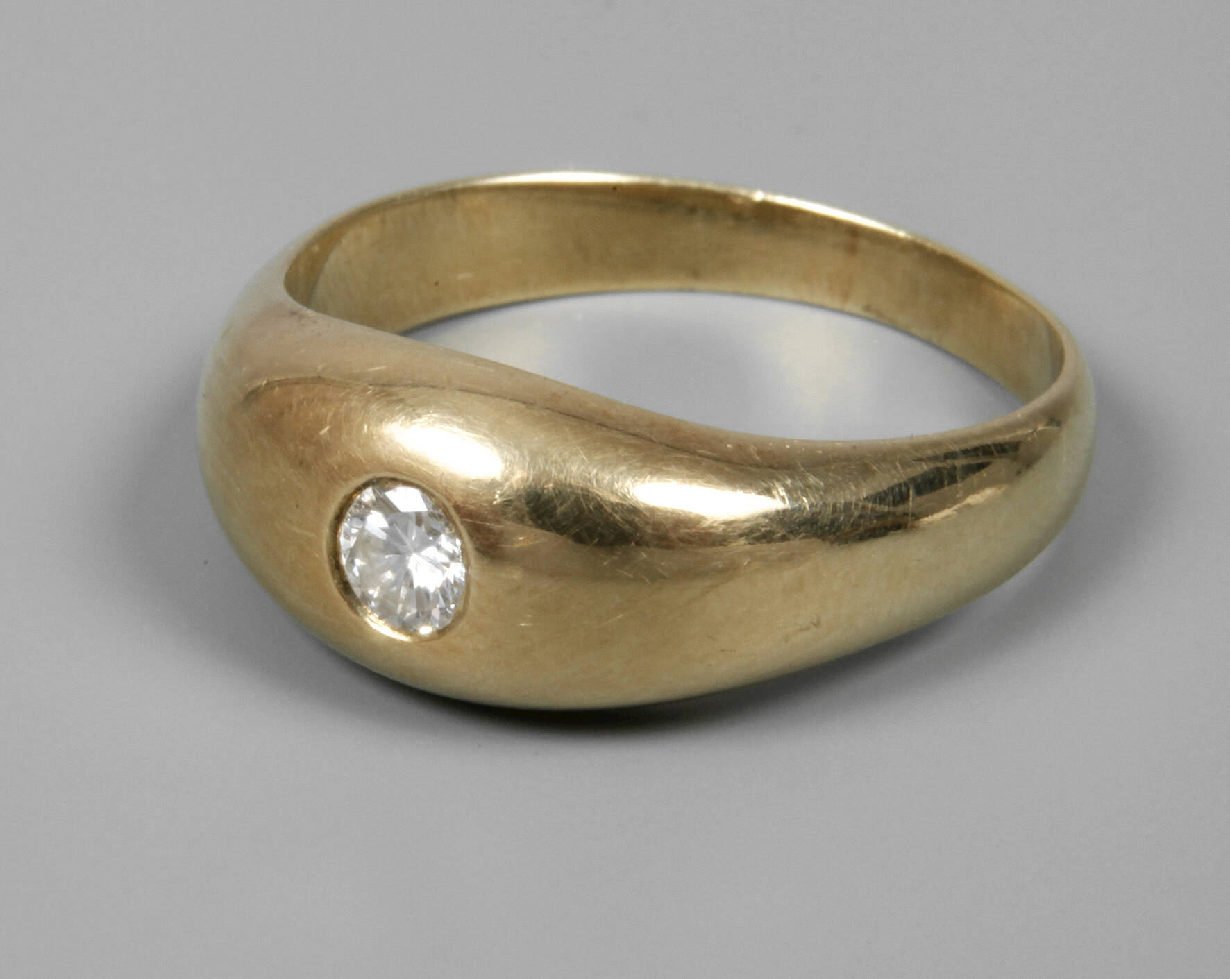 Herrenring mit Brillant