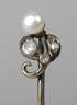 Reversnadel mit Diamanten und Perle