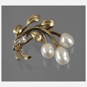 Brosche mit Perlbesatz