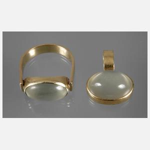 Ring und Anhänger mit Mondsteinen