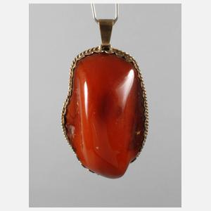 Großer Bernsteinanhänger