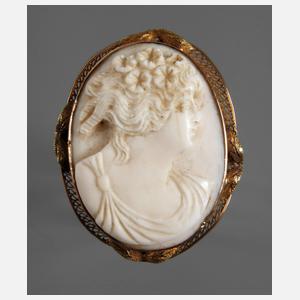 Brosche mit Kamee