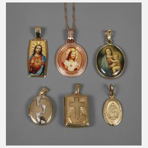 Konvolut religiöse Anhänger