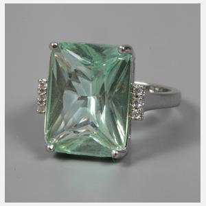 Damenring mit Steinbesatz