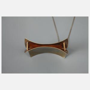 Anhänger und Manschettenknöpfe