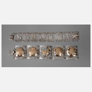 Zwei Armbänder mit ägyptischen Motiven