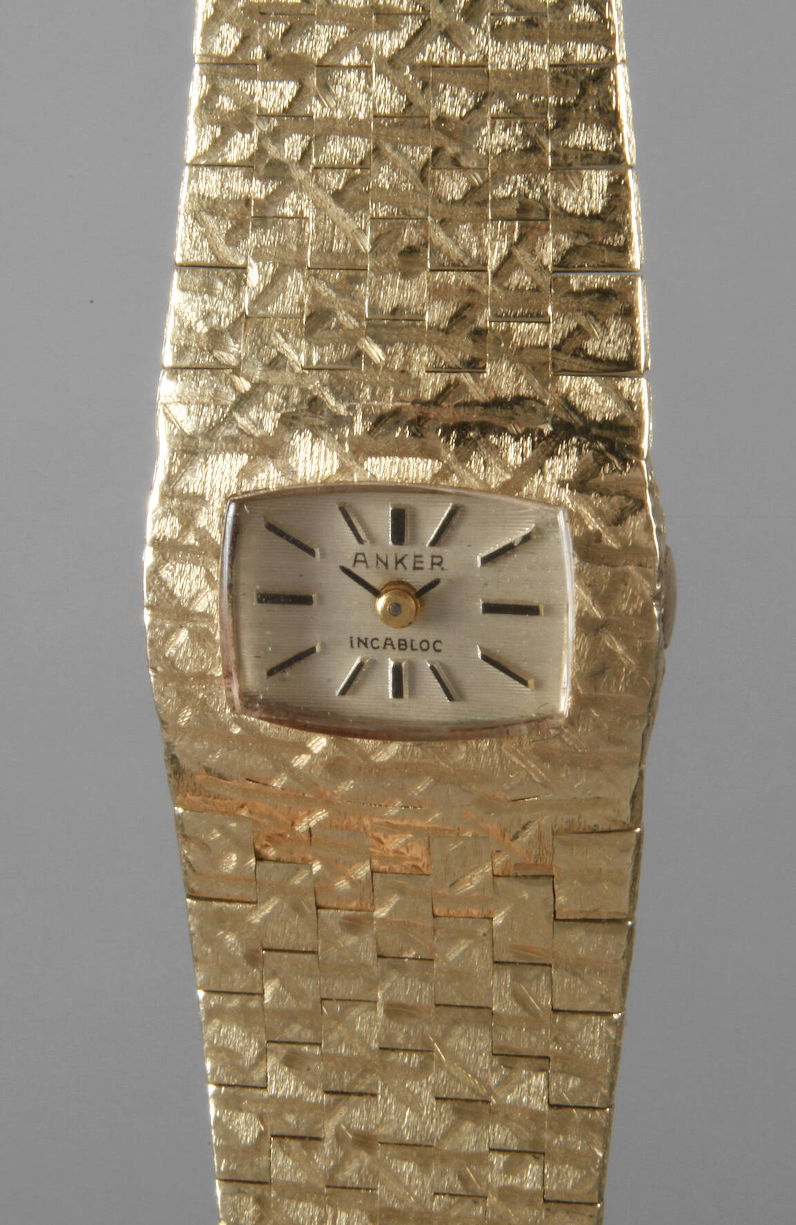 Anker, Damenarmbanduhr Gold