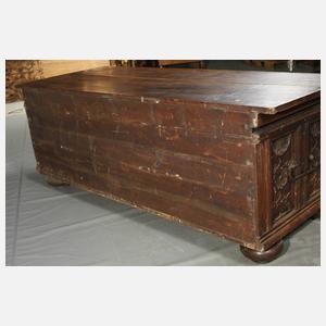 Große Renaissancetruhe