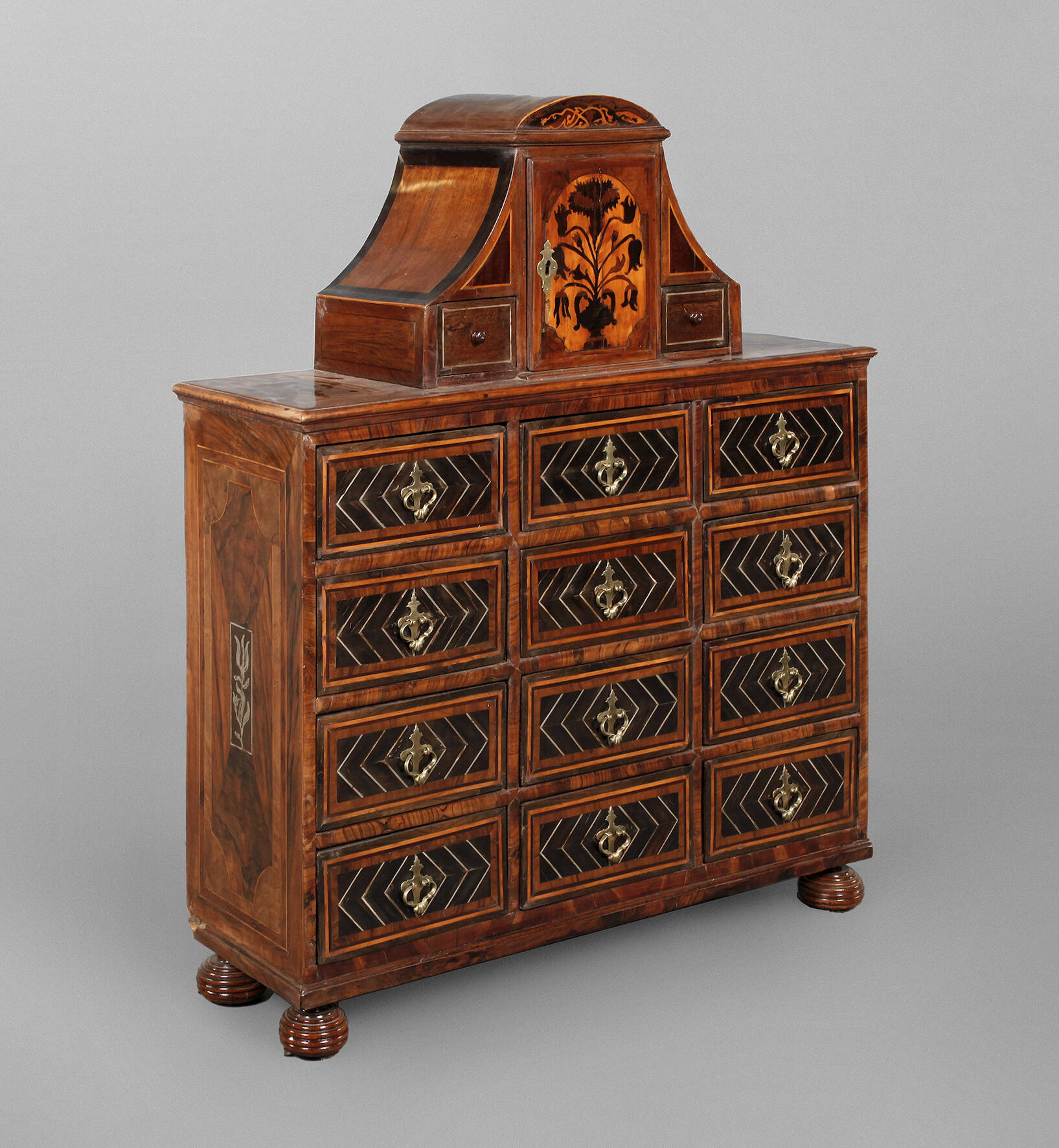 Kommodenaufsatz Barock