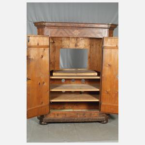 Barocker Bauernschrank
