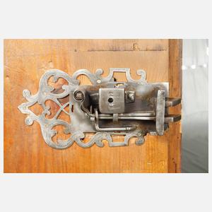 Barocker Bauernschrank