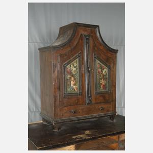 Bäuerliche Aufsatzkommode