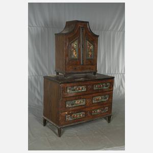 Bäuerliche Aufsatzkommode