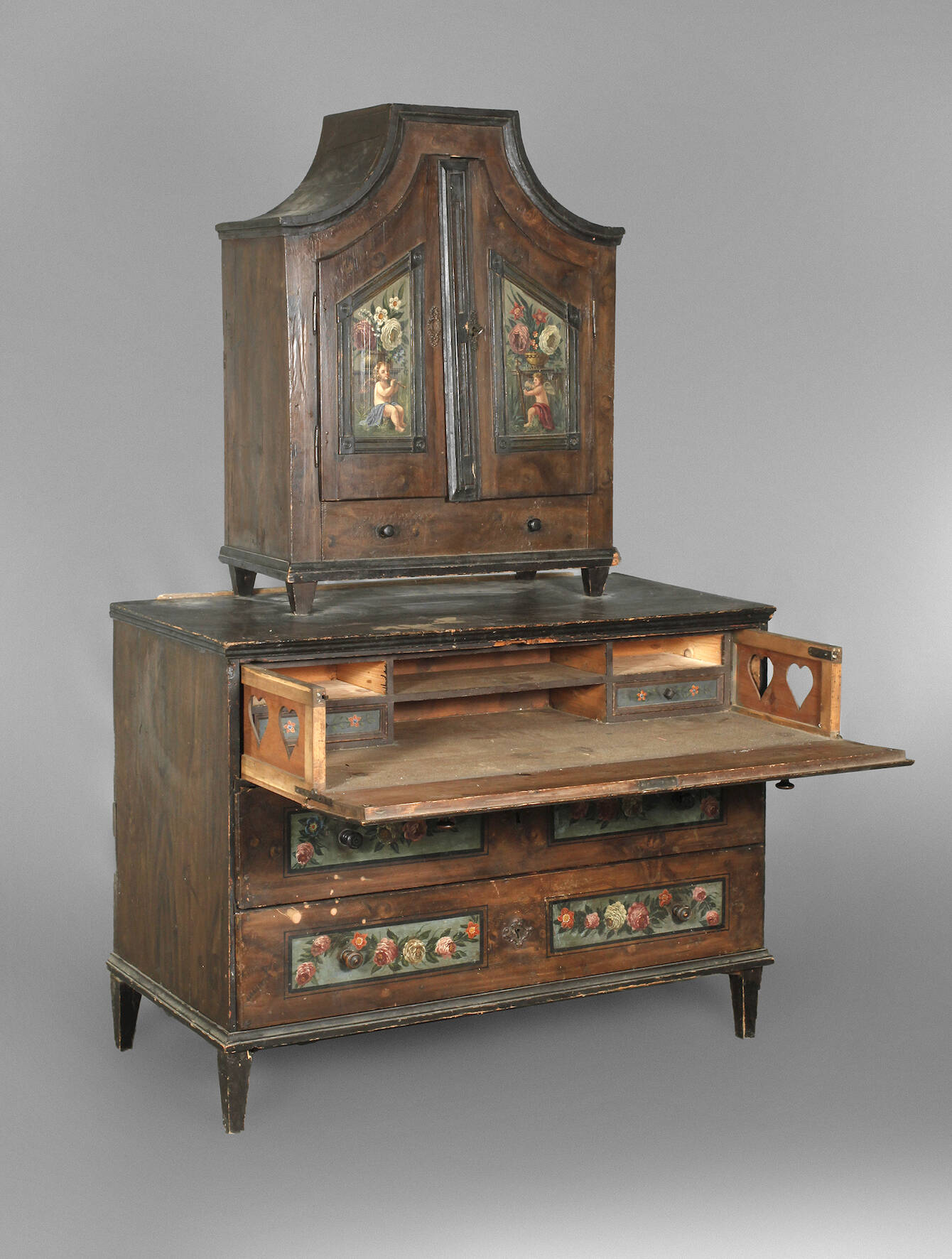 Bäuerliche Aufsatzkommode