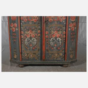 Tölzer Bauernschrank