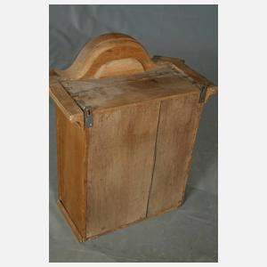 Wandschränkchen Barock