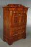 Sekretär aus höfischem Besitz