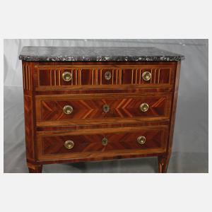 Klassizistische Kommode