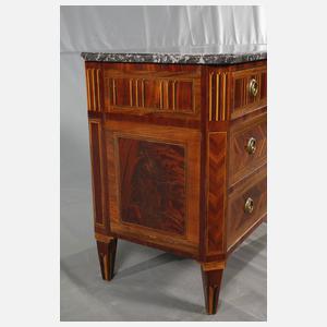 Klassizistische Kommode