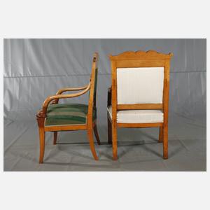 Paar Armlehnsessel mit Delphinen