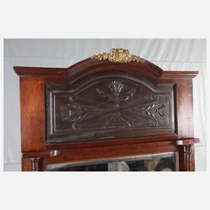 Klassizistischer Wandspiegel