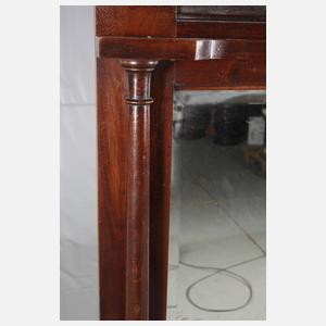 Klassizistischer Wandspiegel