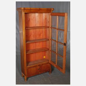 Kleiner Bücherschrank