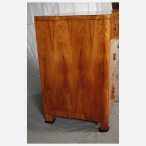 Feine Biedermeierkommode