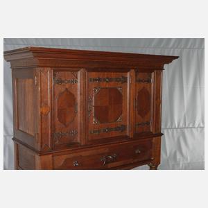 Stollenschrank Historismus