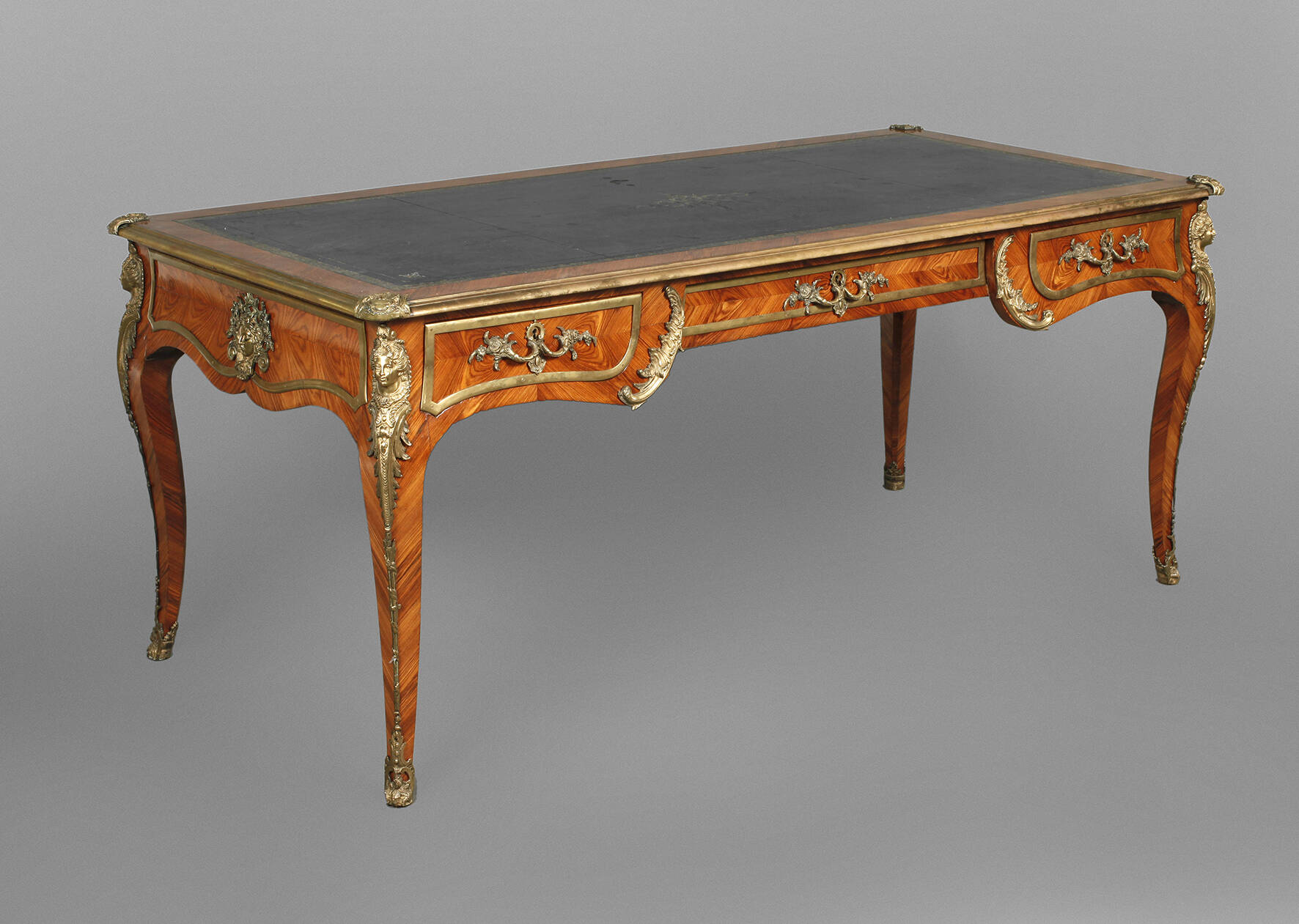 Repräsentatives Bureau Plate im Louis XV.-Stil