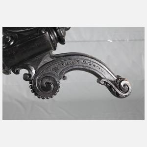 Kleiner Beistelltisch