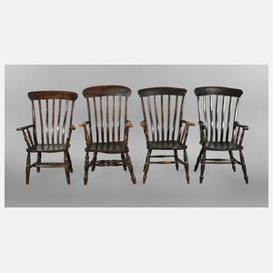 Vier Windsor Armlehnstühle