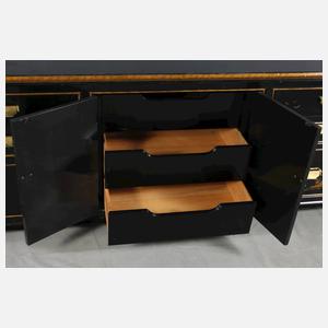 Sideboard mit Chinoiserien