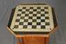 Kleiner Schachtisch