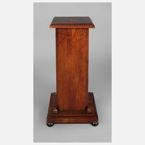 Großes Säulenpodest