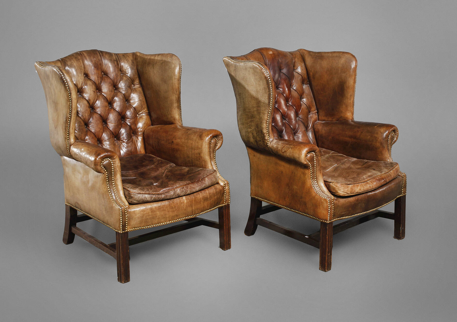 Paar Chesterfield Ohrensessel