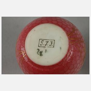 Ätzglasvase mit japonisierendem Dekor