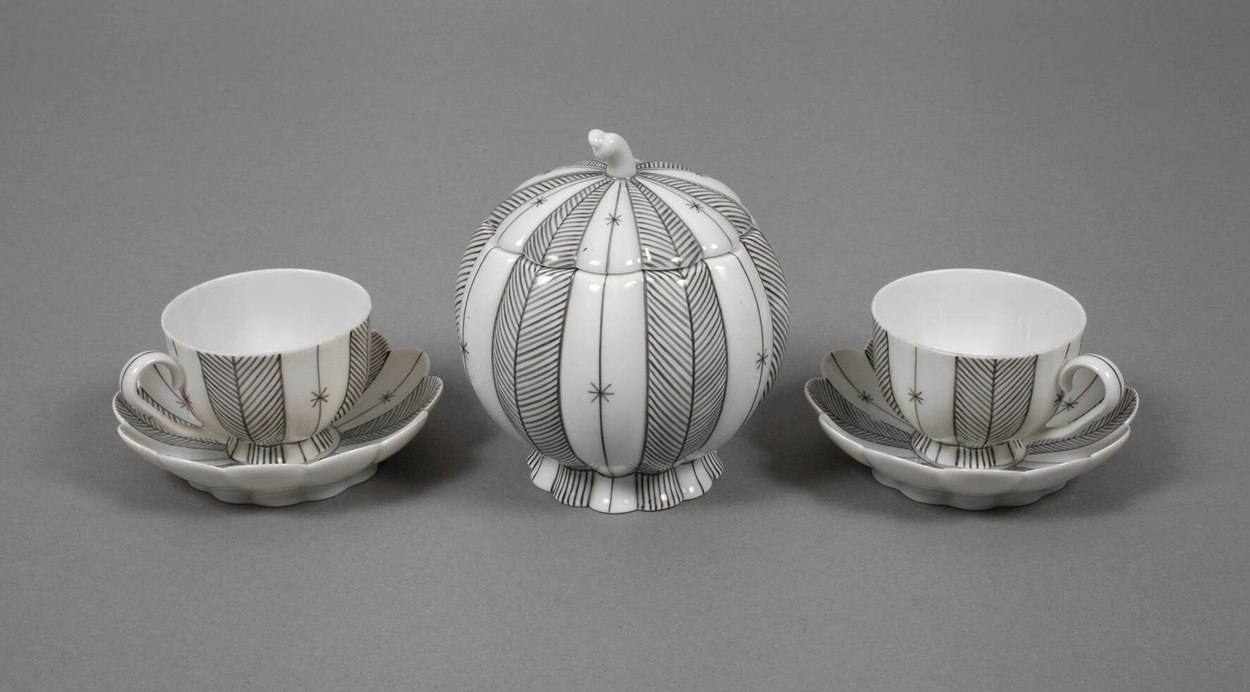 Augarten Wien zwei Mokkatassen und Zuckerdose "Melone"