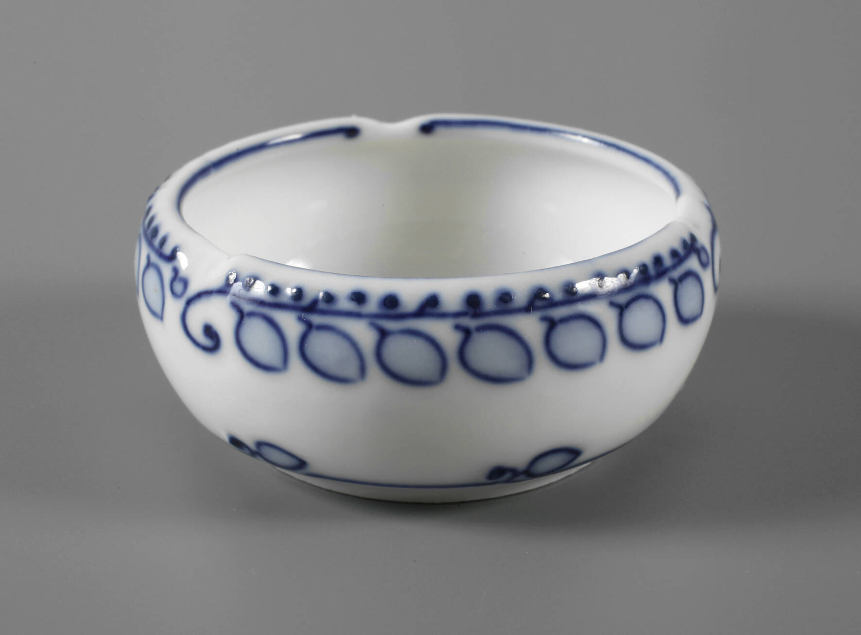 Meissen Saliere "Blaue Rispe"