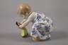 Meissen "Kind mit Puppe, tanzend"