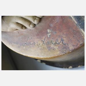 Goldscheider Wien Salonlampe als Fackelträgerin